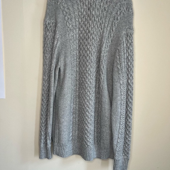 American Eagle Cardigan - Picture 3 of 3